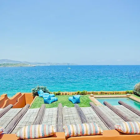 Veni Sounio Villa *